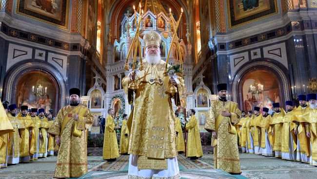 Рождественское богослужение в храме Христа Спасителя