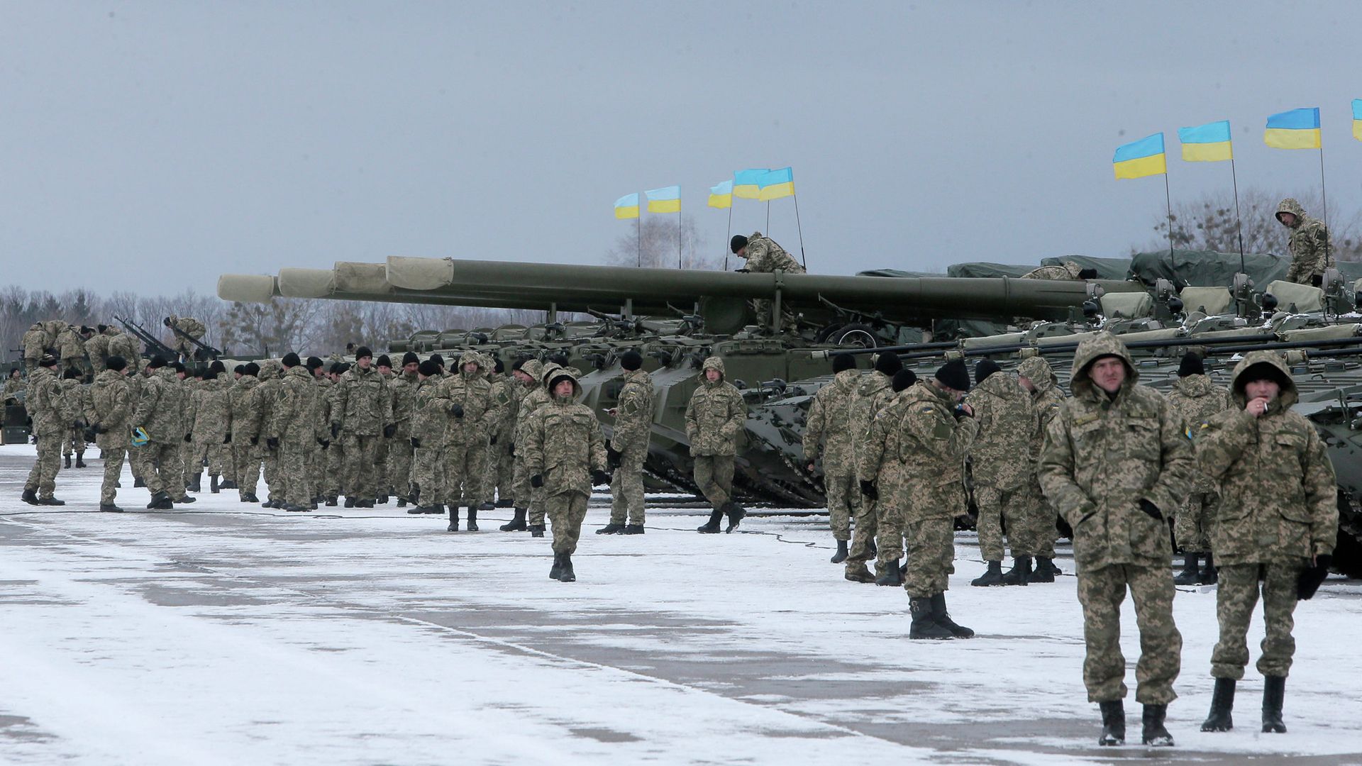 Украинские военнослужащие на военной базе - РИА Новости, 1920, 13.02.2026
