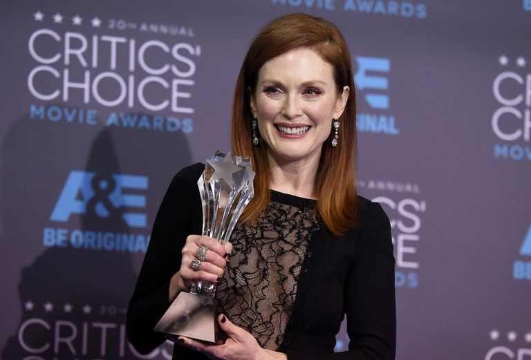 Американская актриса Джулианна Мур на церемонии вручения премии Critics' Choice Американская актриса Джулианна Мур на церемонии вручения премии Critics' Choice