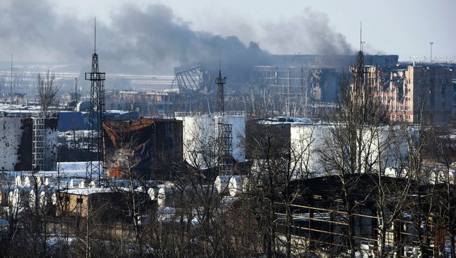 Вид на здание аэропорта Донецка Вид на здание аэропорта Донецка