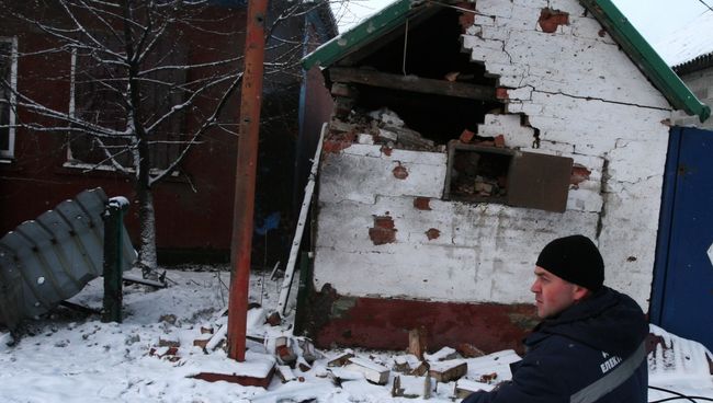 Последствия обстрела Донецка украинскими силовиками. Архивное фото