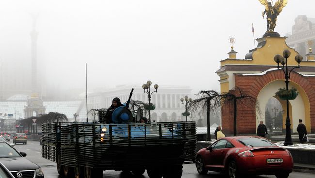 Площадь Независимости в Киеве. Архивное фото Площадь Независимости в Киеве. Архивное фото