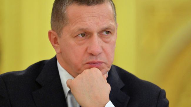Заместитель председателя правительства РФ - полномочный представитель президента РФ в Дальневосточном федеральном округе Юрий Трутнев . Архивное фото
