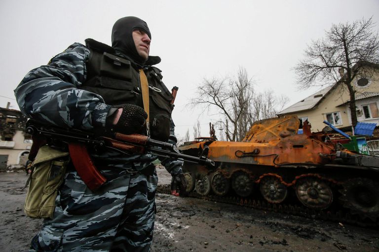 Боец ополчения ДНР. Углегорск, Украина Боец ополчения ДНР. Углегорск, Украина