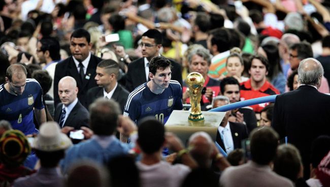 Фотография китайского фотографа Бао Тайлиана, первое место конкурса World Press Photo 2015 в категории Спорт. Одиночные снимки Фотография китайского фотографа Бао Тайлиана, первое место конкурса World Press Photo 2015 в категории Спорт. Одиночные снимки