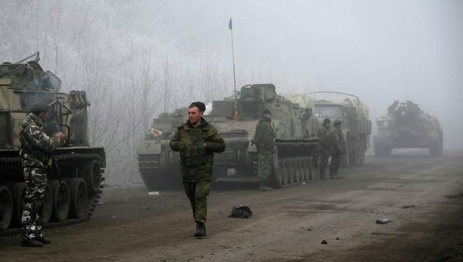 Украинские силовики в районе Дебальцево, 15 февраля 2015 Украинские силовики в районе Дебальцево, 15 февраля 2015