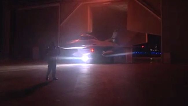 F-16 египетских ВВС поднялись в небо для нанесения авиаударов по боевикам ИГ