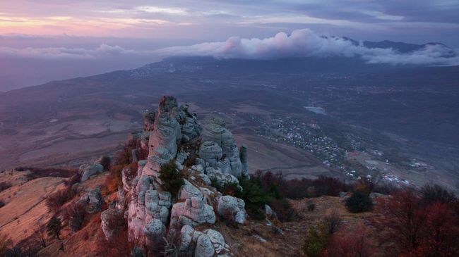 Вид на гору Демерджи в Крыму