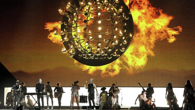 Выступление группы Take that на премии BRIT Awards 2015