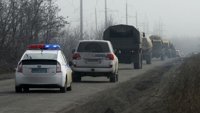 Ополчение ДНР начало отвод РСЗО Град от линии соприкосновения Ополчение ДНР начало отвод РСЗО Град от линии соприкосновения