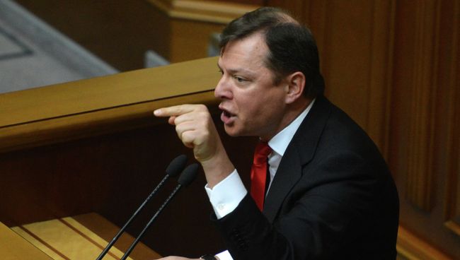 Лидер Радикальной партии Олег Ляшко на заседании Верховной рады Украины в Киеве. Архивное фото