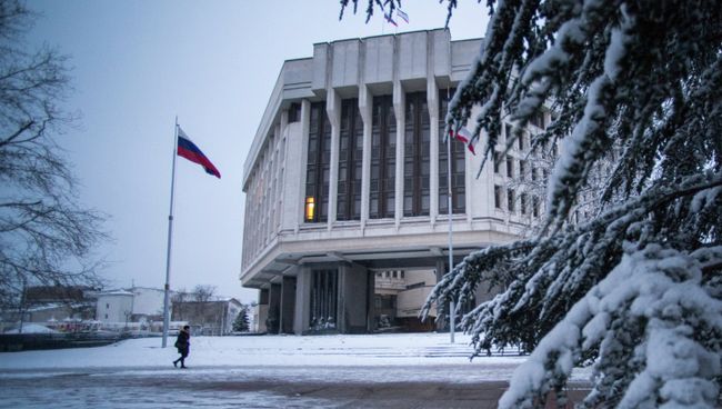 Здание Государственного Совета Республики Крым в Симферополе. Архивное фото Здание Государственного Совета Республики Крым в Симферополе. Архивное фото
