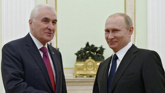 Рабочая встреча президента России В.Путина с президентом Республики Южная Осетия Л.Тибиловым Рабочая встреча президента России В.Путина с президентом Республики Южная Осетия Л.Тибиловым
