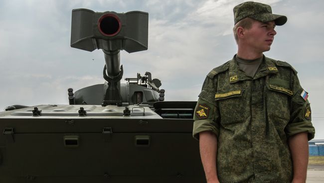 Самоходная артиллерийская 120-миллиметровая установка 2C34 Хоста . Архивное фото Самоходная артиллерийская 120-миллиметровая установка 2C34 Хоста . Архивное фото