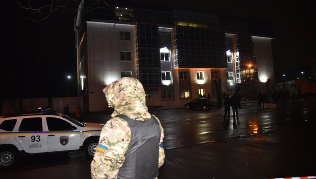 Сотрудники органов безопасности Украины на месте происшествия в Одессе. Архивное фото Сотрудники органов безопасности Украины на месте происшествия в Одессе. Архивное фото