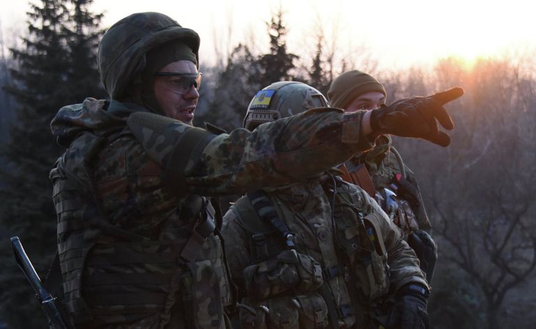 Бойцы батальона Азов под Широкино, Донецкая область Бойцы батальона Азов под Широкино, Донецкая область