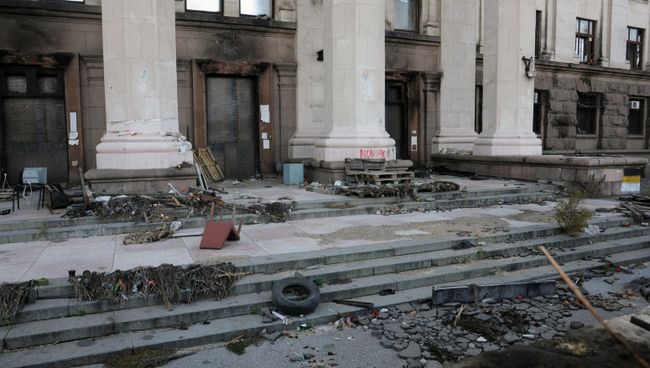 Траурные мероприятия у Дома профсоюзов в Одессе. Архивное фото