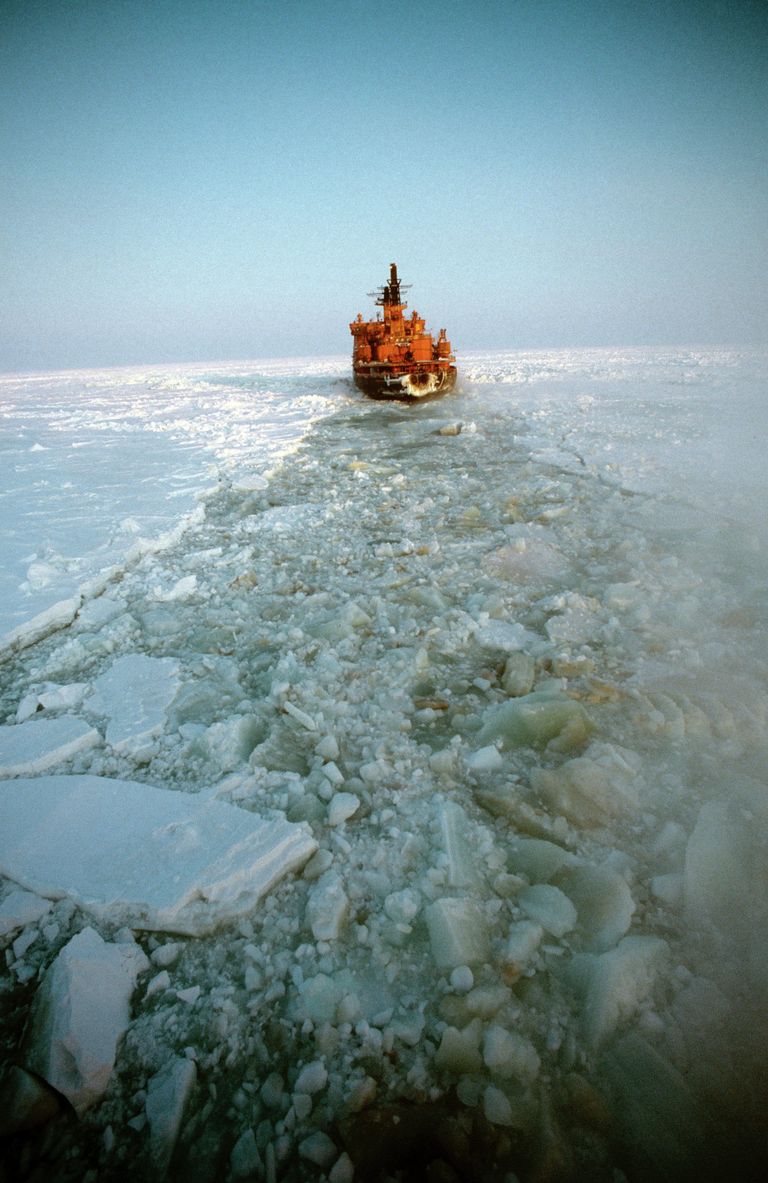 Ледокол Арктика в Карском море Ледокол Арктика в Карском море