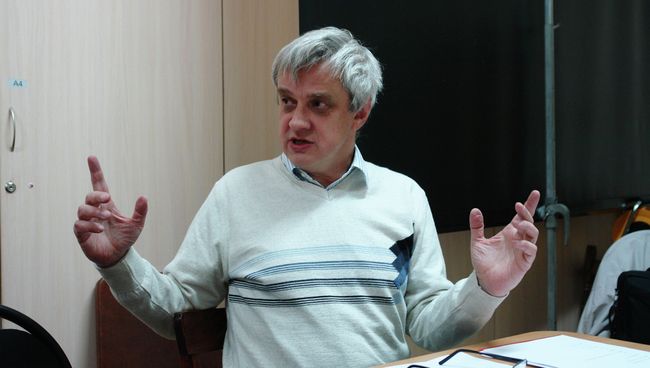 Преподаватель литургики в Институте философии, теологии и истории св. Фомы Петр Сахаров