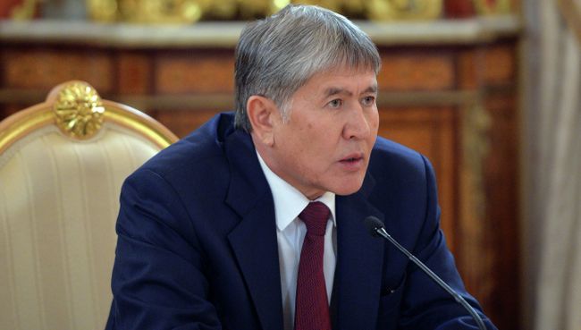 Президент Киргизии Алмазбек Атамбаев. Архивное фото