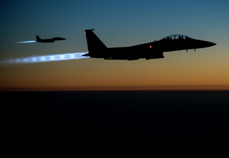 Истребители F-15 ВВС США Истребители F-15 ВВС США