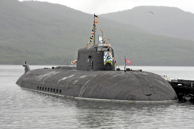 Атомная подводная лодка проекта 949А Антей Тверь в Вилючинске Атомная подводная лодка проекта 949А Антей Тверь в Вилючинске