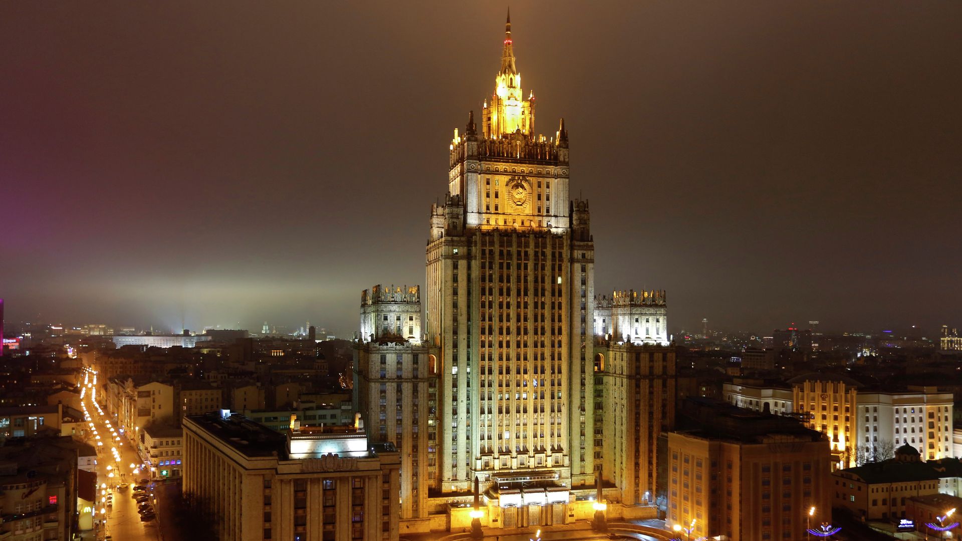 Здание МИД РФ на Смоленской площади в Москве Здание МИД РФ на Смоленской площади в Москве - РИА Новости, 1920, 31.03.2024