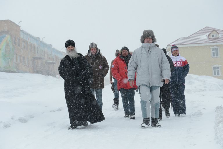 Дмитрий Рогозин в городе Баренцбург на архипелаге Шпицберген Дмитрий Рогозин в городе Баренцбург на архипелаге Шпицберген