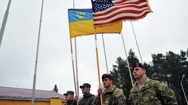 Украинские и американские военные. Архивное фото