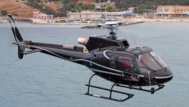 Французский вертолет H125 компании Airbus Helicopters. Архивное фото Французский вертолет H125 компании Airbus Helicopters. Архивное фото