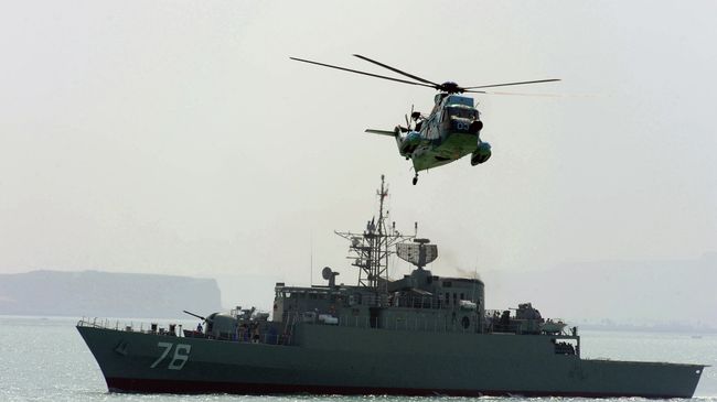 Фрегат ВМС Ирана. Архивное фото Фрегат ВМС Ирана. Архивное фото