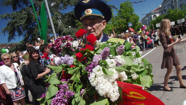 Ветеран Великой Отечественной войны во время празднования 70-летия Победы в Великой Отечественной войне 1941-1945 годов в городе-герое Севастополе