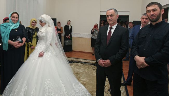 Начальник РОВД Ножай-Юртовского района Нажуд Гучигов и глава администрации президента Чечни Магомед Даудов Начальник РОВД Ножай-Юртовского района Нажуд Гучигов и глава администрации президента Чечни Магомед Даудов