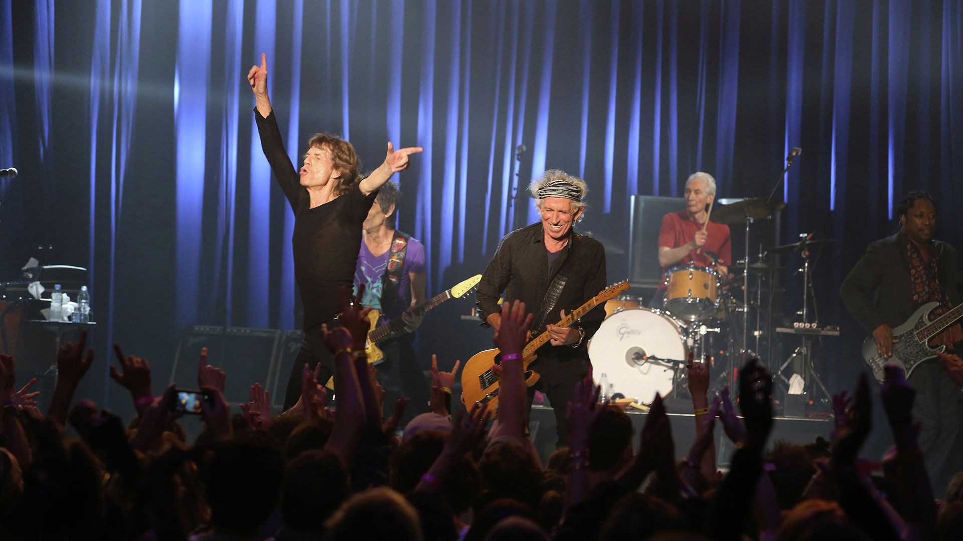 Cекретный концерт Rolling Stones в Лос-Анджелесе, США Cекретный концерт Rolling Stones в Лос-Анджелесе, США - РИА Новости, 1920, 14.12.2020