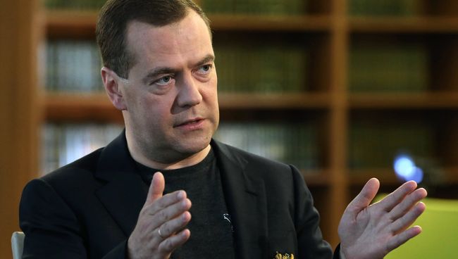 Премьер-министр РФ Д.Медведев дал интервью ведущему программы Вести в субботу С.Брилеву