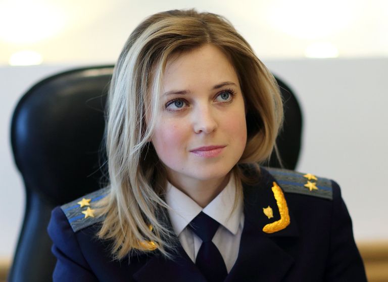 Прокурор Крыма Наталья Поклонская в своем рабочем кабинете в Симферополе Прокурор Крыма Наталья Поклонская в своем рабочем кабинете в Симферополе