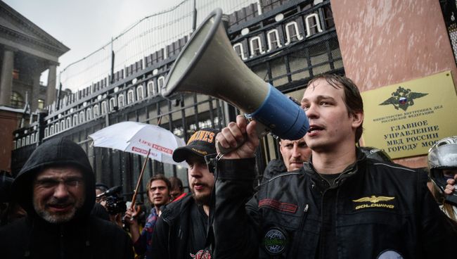 Мотопробег байкеров по случаю гибели своего товарища в ДТП в Москве Мотопробег байкеров по случаю гибели своего товарища в ДТП в Москве