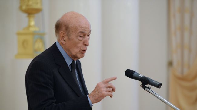 Экс-президент Франции Валери Жискар д'Эстен Экс-президент Франции Валери Жискар д'Эстен