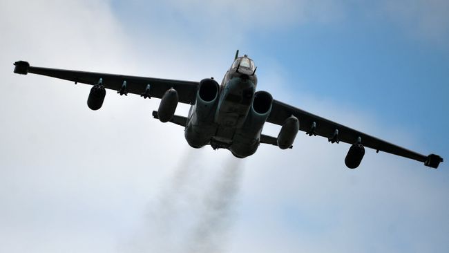 Самолет Су-25. Архивное фото Самолет Су-25. Архивное фото
