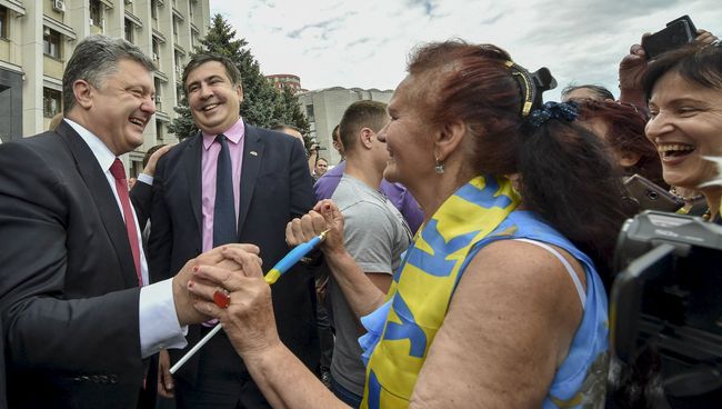 Президент Украины Петр Порошенко назначил Михаила Саакашвили главой Одесской области Президент Украины Петр Порошенко назначил Михаила Саакашвили главой Одесской области