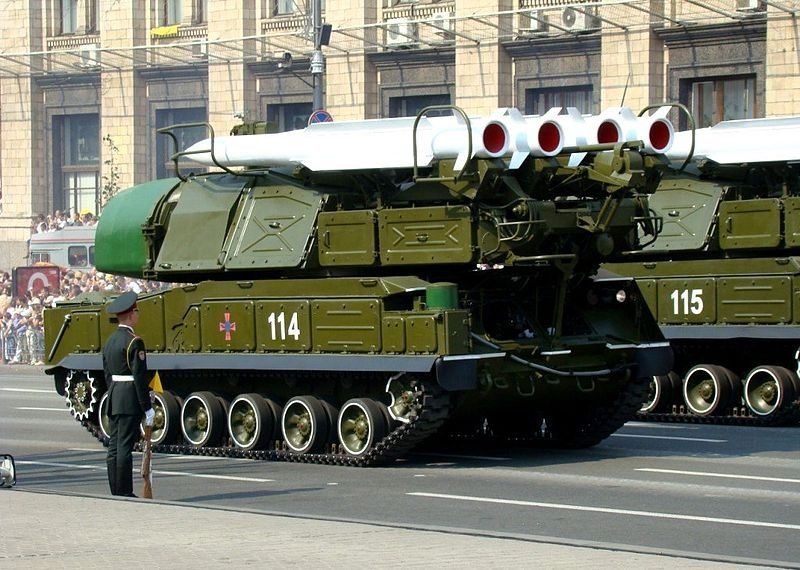 Бук М-1 ВСУ на параде в Киеве, 2008 год Бук М-1 ВСУ на параде в Киеве, 2008 год - РИА Новости, 1920, 17.10.2023