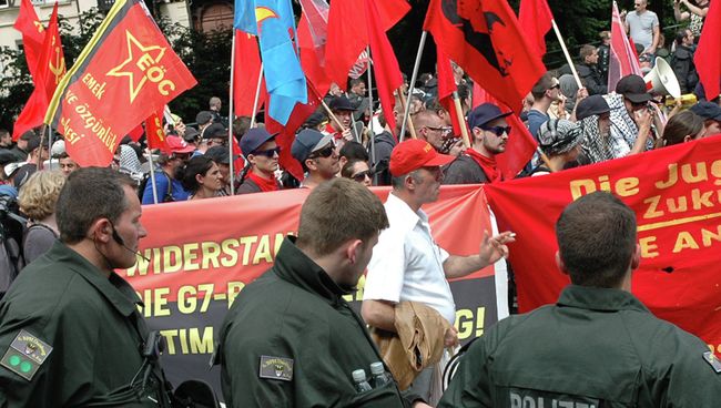 Акция протеста против саммита G-7 в Гармиш-Партенкирхене