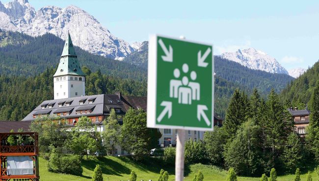 Вид на замок Эльмау в Баварии, где проходит саммит G7 Вид на замок Эльмау в Баварии, где проходит саммит G7