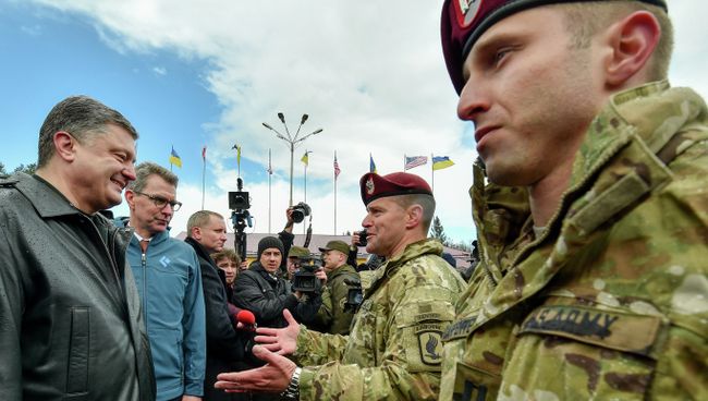 Американские военные инструкторы прибыли на Украину. Апрель 2015