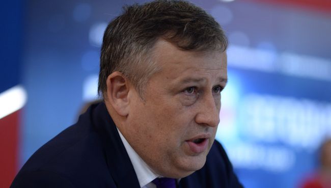 Временно исполняющий обязанности губернатора Ленинградской области Александр Дрозденко. Архивное фото