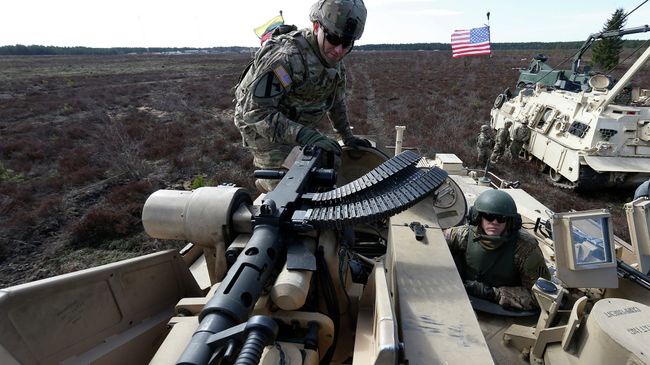 Американские военнослужащие во время учений НАТО. Архивное фото