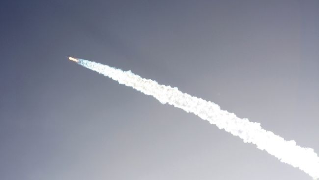 Ракета Falcon 9 взорвалась после запуска к МКС Ракета Falcon 9 взорвалась после запуска к МКС