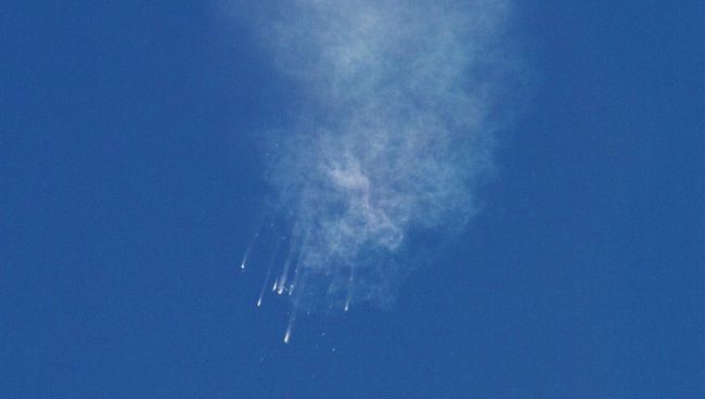 Взрыв ракеты Falcon 9 после запуска к МКС, 28 июня 2015