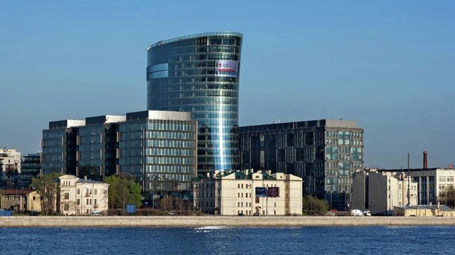 Здание офиса банка Санкт-Петербург Здание офиса банка Санкт-Петербург