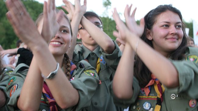 Участники молодежного лагеря Балтийский Артек. Архивное фото Участники молодежного лагеря Балтийский Артек. Архивное фото